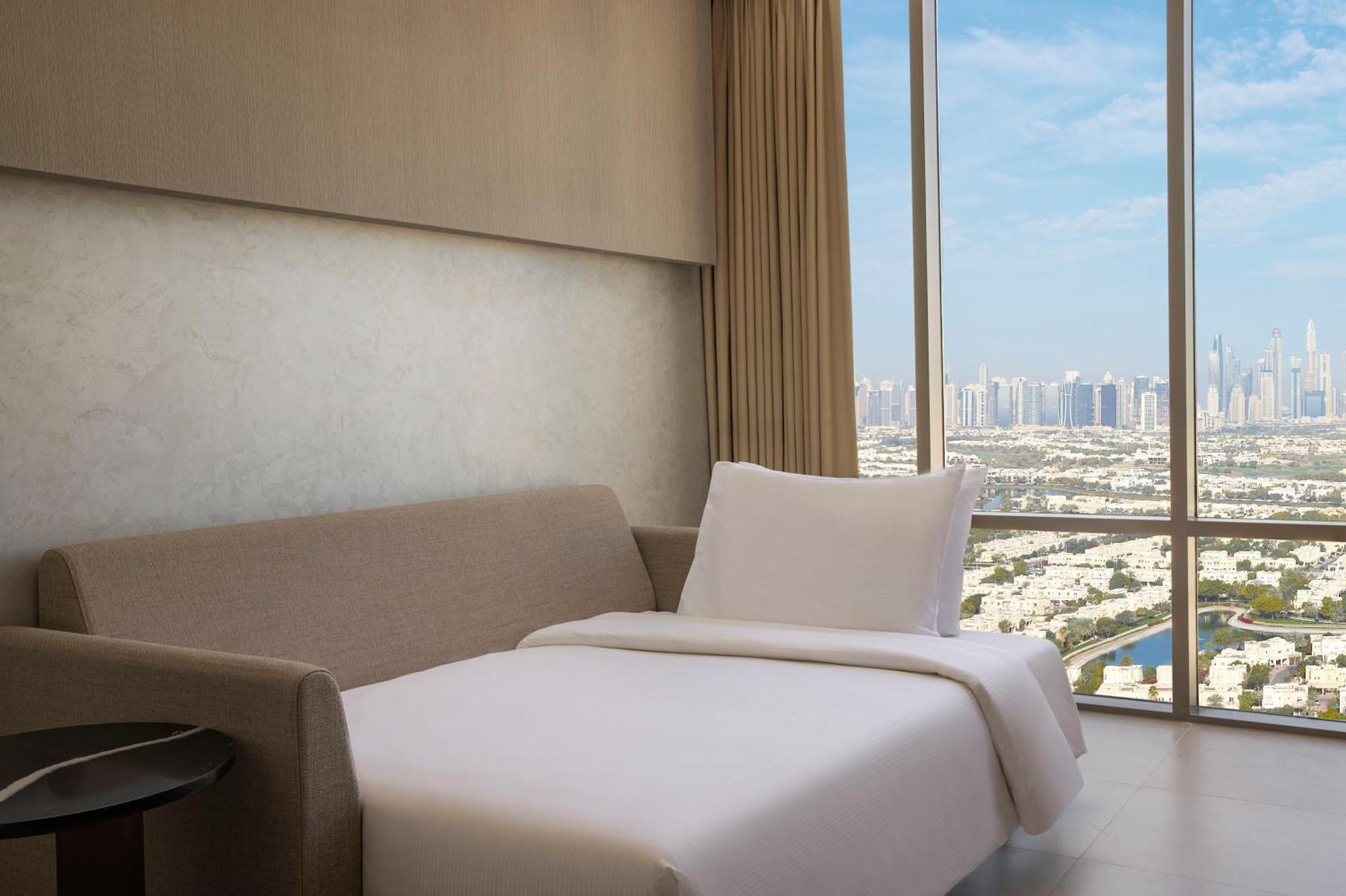 Hotel Local Dubai At Jumeirah Village Triangle Exterior foto